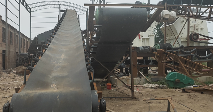 時(shí)產(chǎn)三百噸室內(nèi)環(huán)?？氖由a(chǎn)線