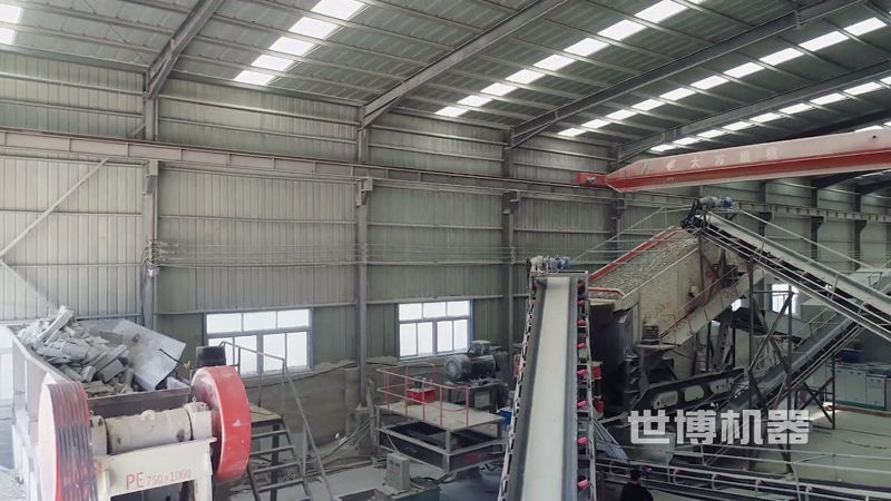 石子生產(chǎn)線的現(xiàn)場圖