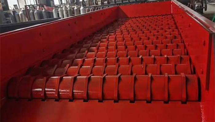 多級聯(lián)動滾軸篩