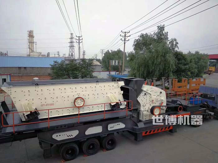 反擊式輪胎移動破碎站 反擊式輪胎移動破碎站