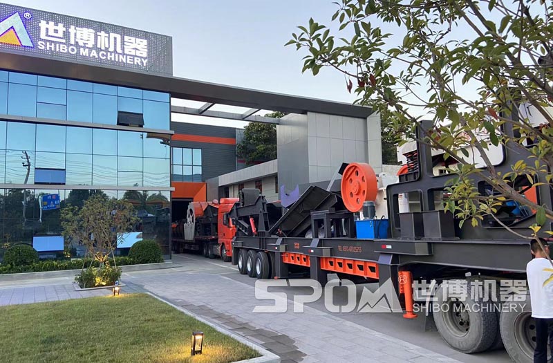 內蒙制砂生產線發(fā)貨現場 內蒙制砂生產線發(fā)貨現場